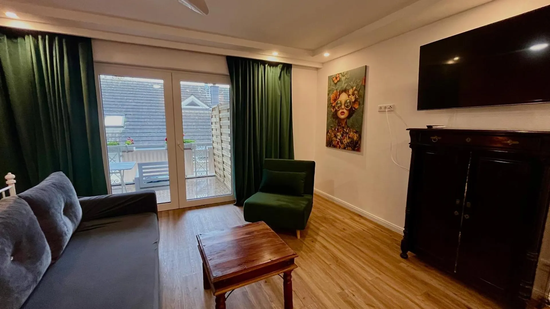 Villa Orchard Frankfurt Kriftel Bed & Breakfast