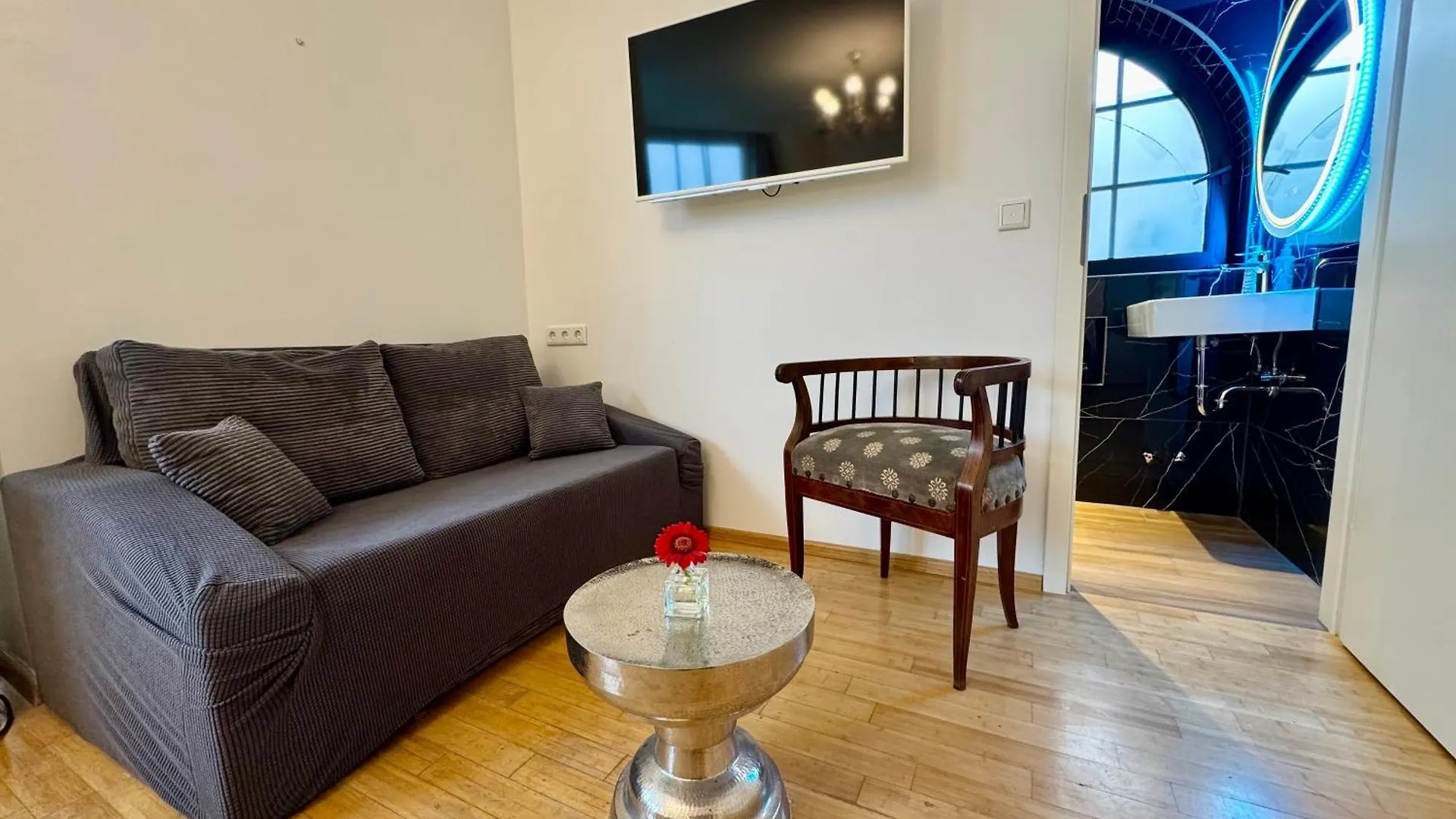 Kriftel Villa Orchard Frankfurt ألمانيا