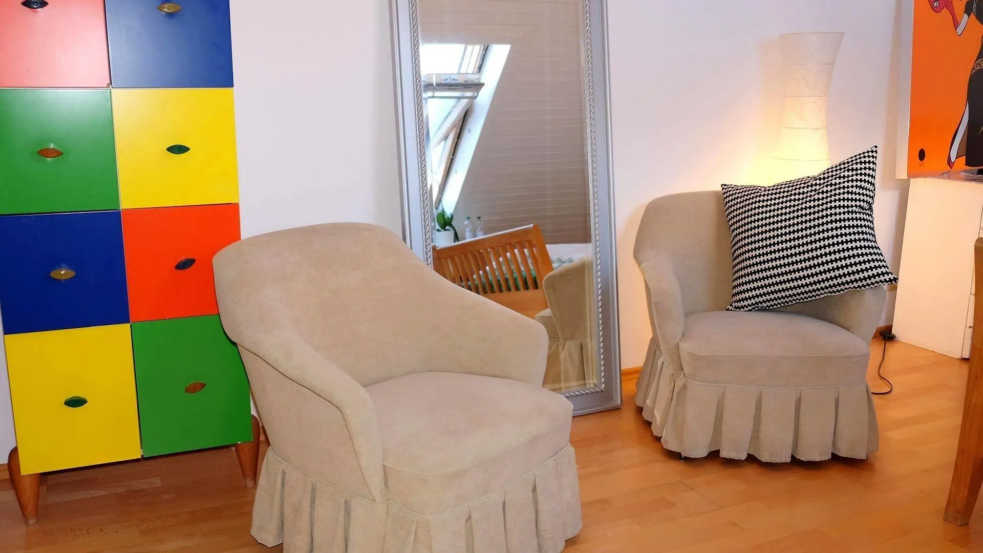 Villa Orchard Frankfurt Kriftel Bed & Breakfast